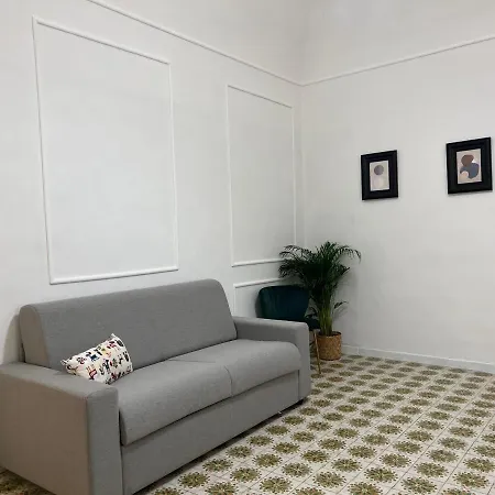 Apartament The Conical House Howme